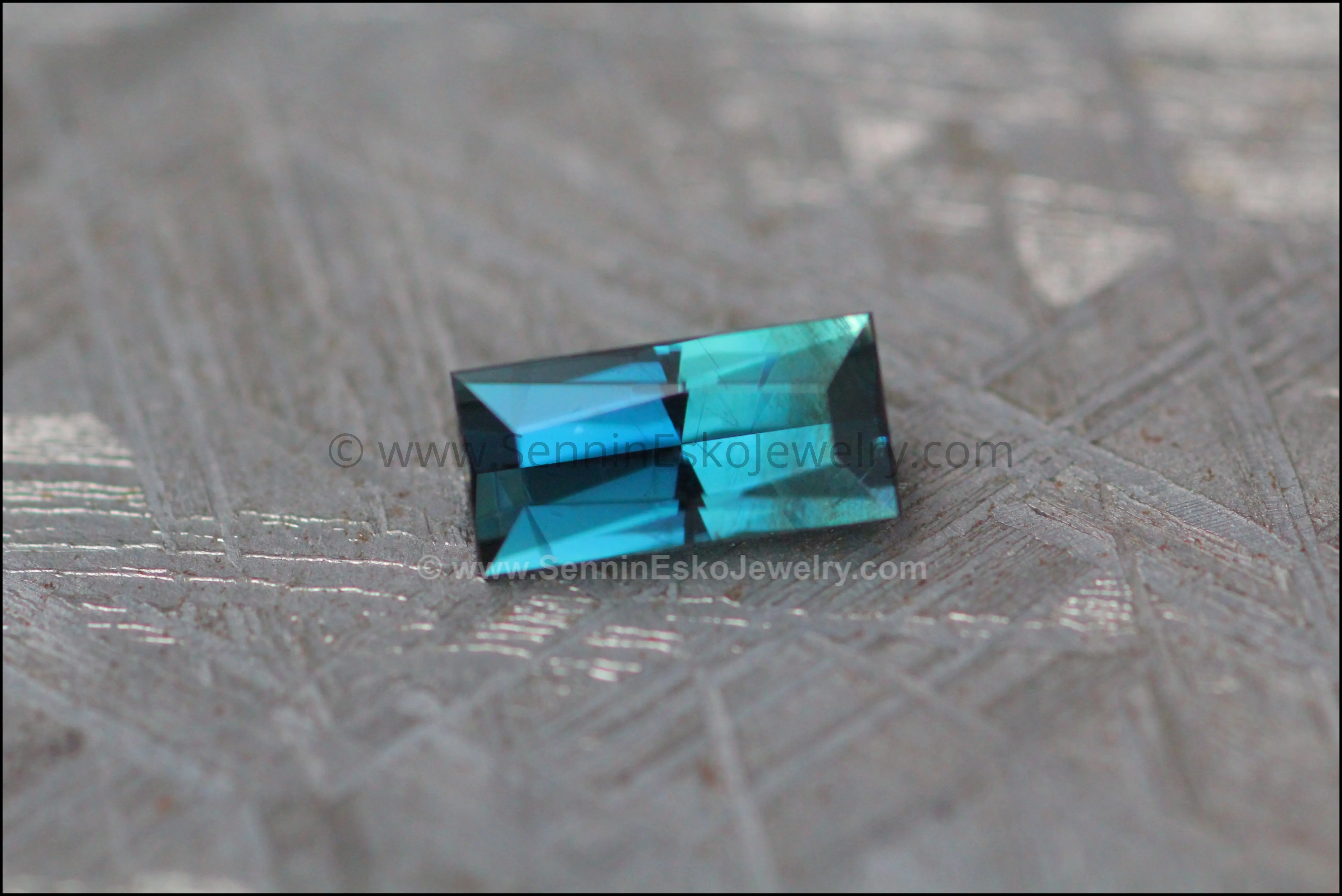 1.1 carat Teal Sapphire Baguette - Precision Cut - 7.9x3.8mm