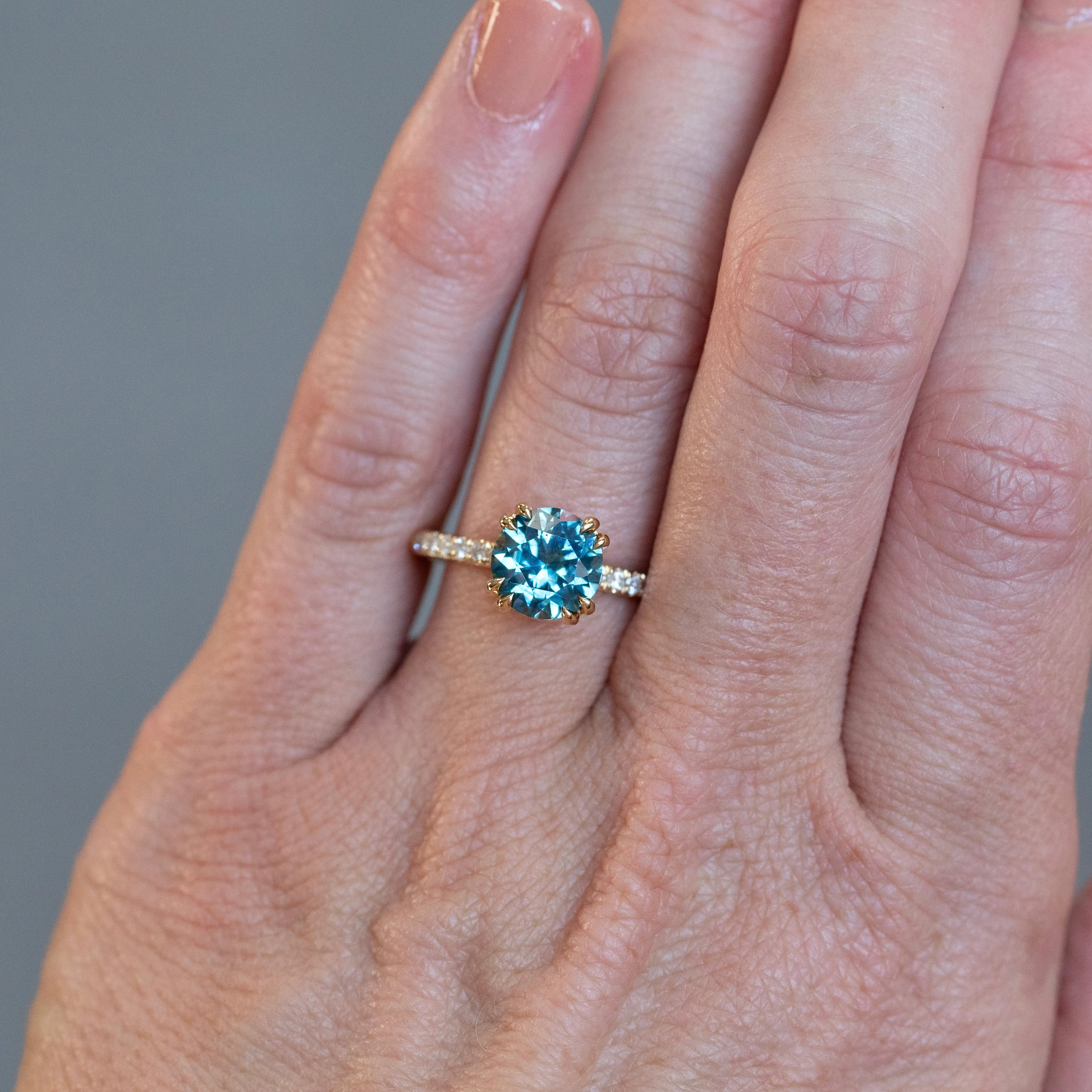 2.49ct Round Teal Blue Montana Sapphire Double Claw Prong Solitaire with French Diamonds in 18k Yellow Gold