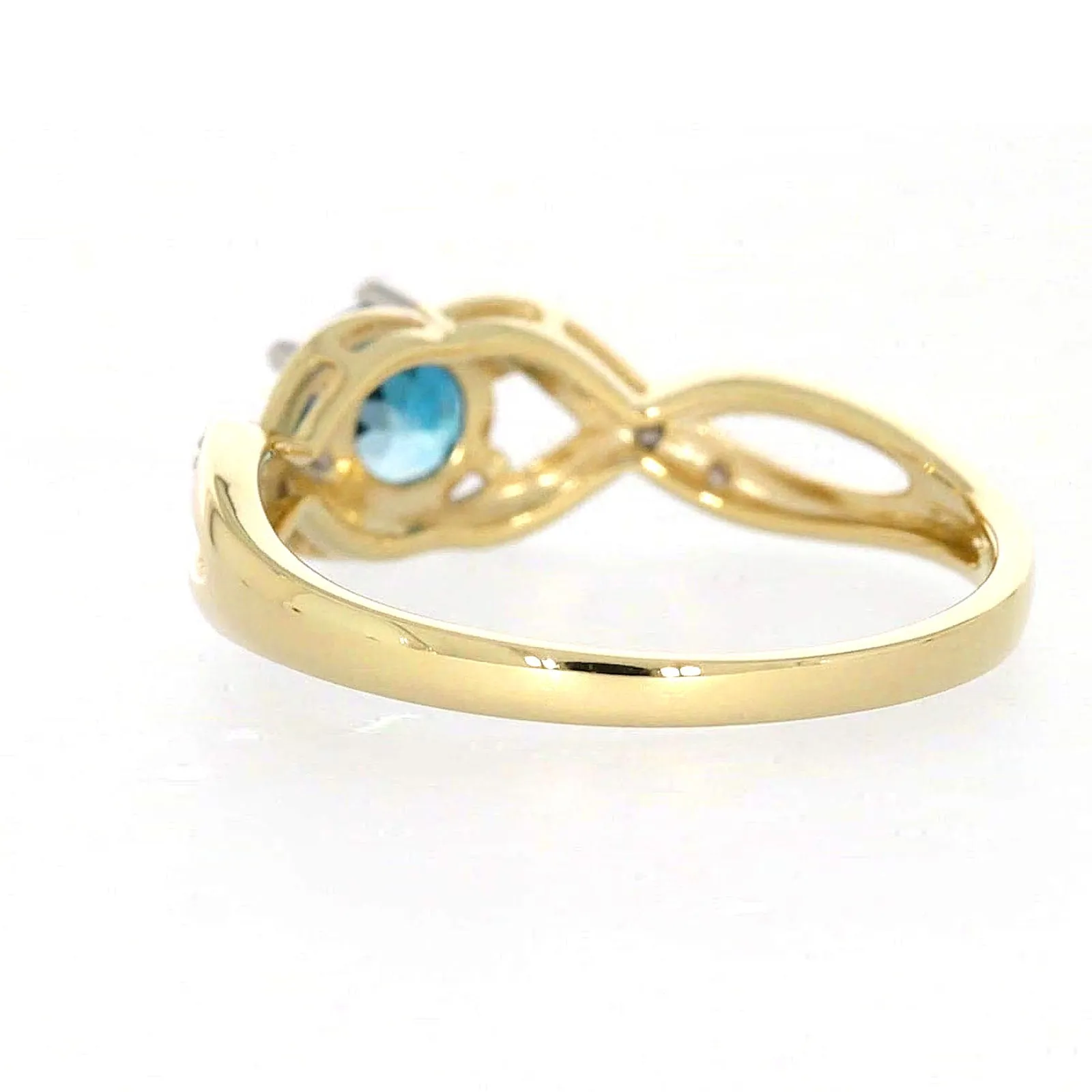 9ct Yellow Gold Round Brilliant Cut Blue Topaz Diamond Set Ring