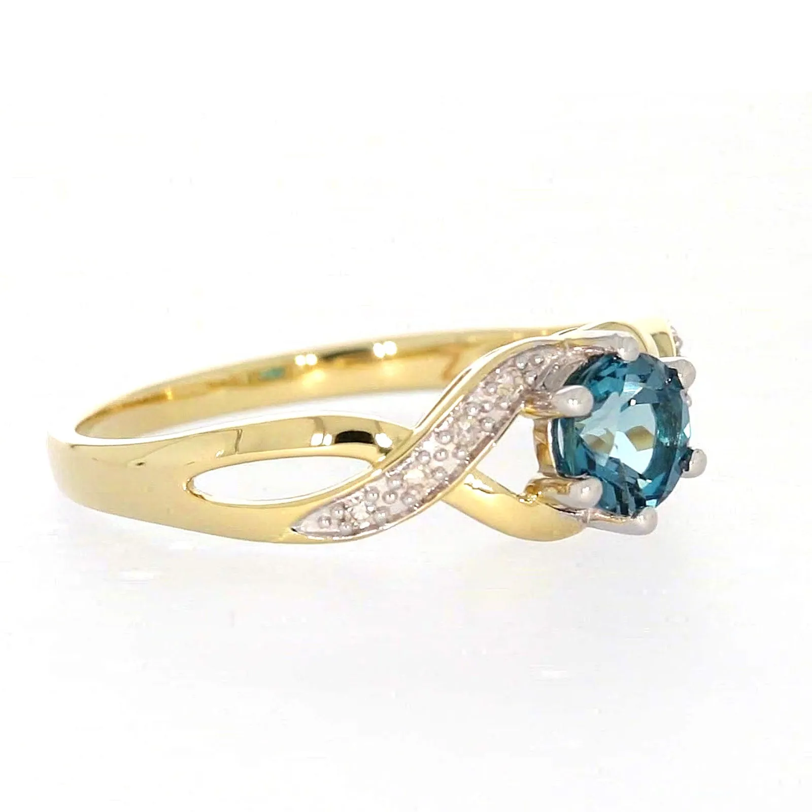 9ct Yellow Gold Round Brilliant Cut Blue Topaz Diamond Set Ring