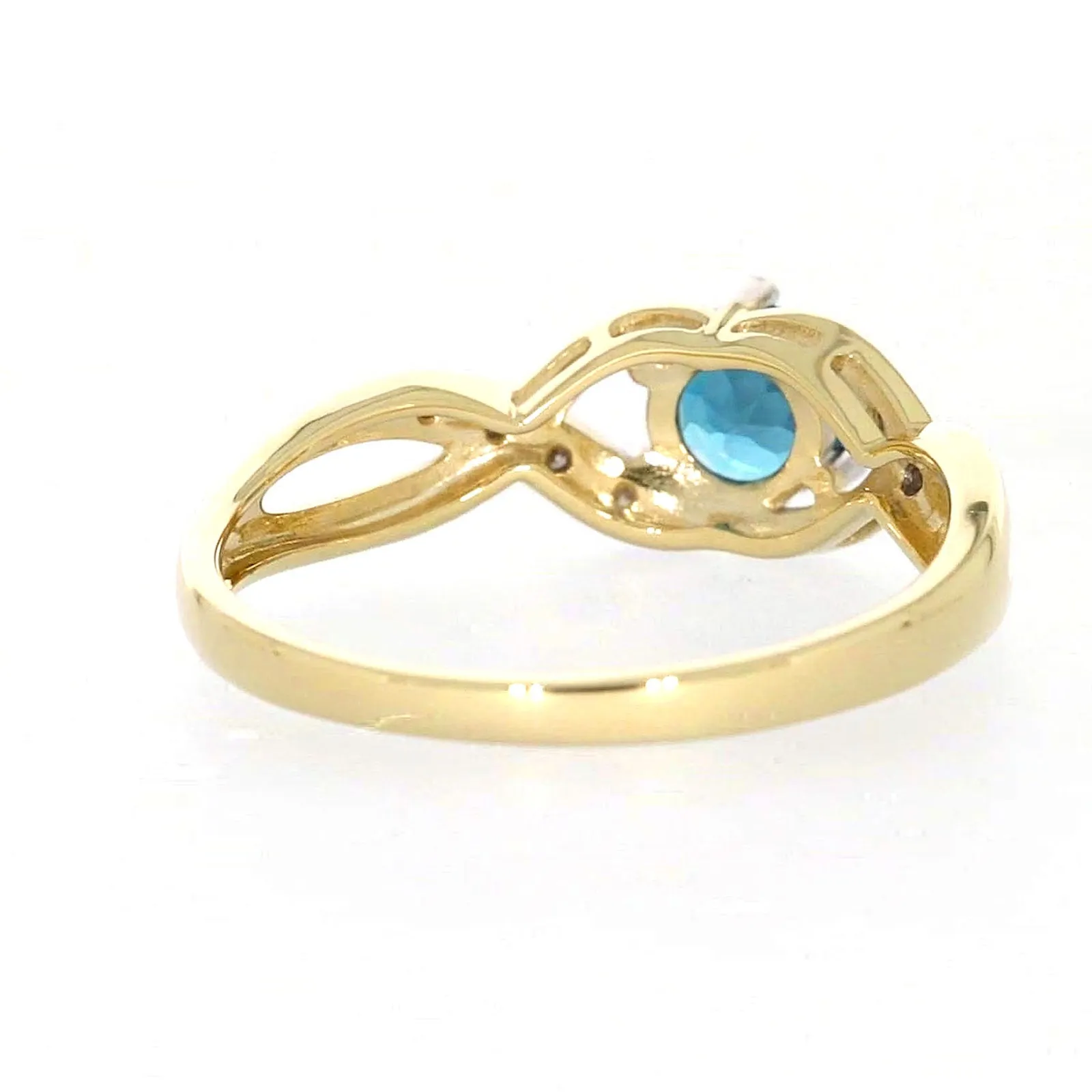 9ct Yellow Gold Round Brilliant Cut Blue Topaz Diamond Set Ring