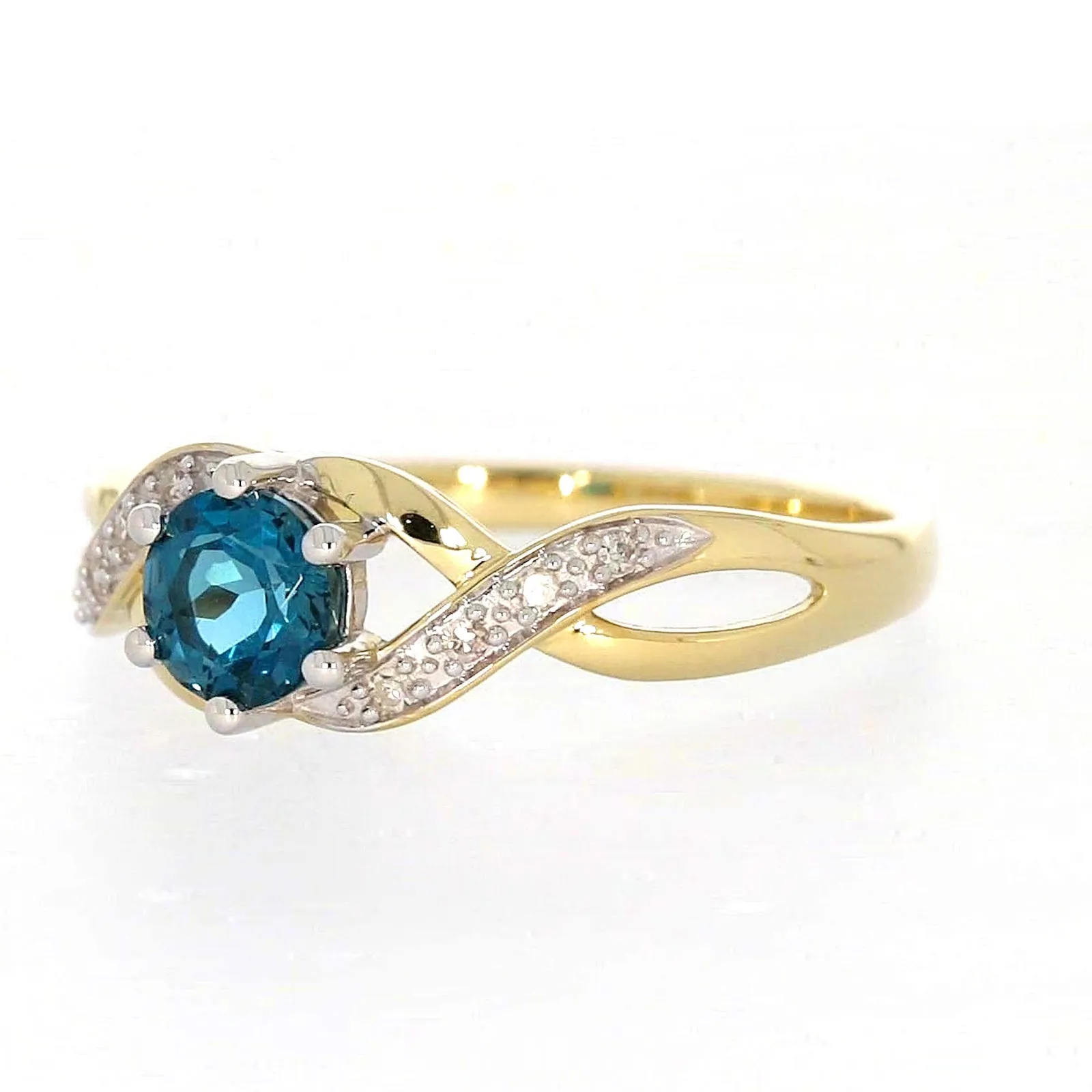 9ct Yellow Gold Round Brilliant Cut Blue Topaz Diamond Set Ring