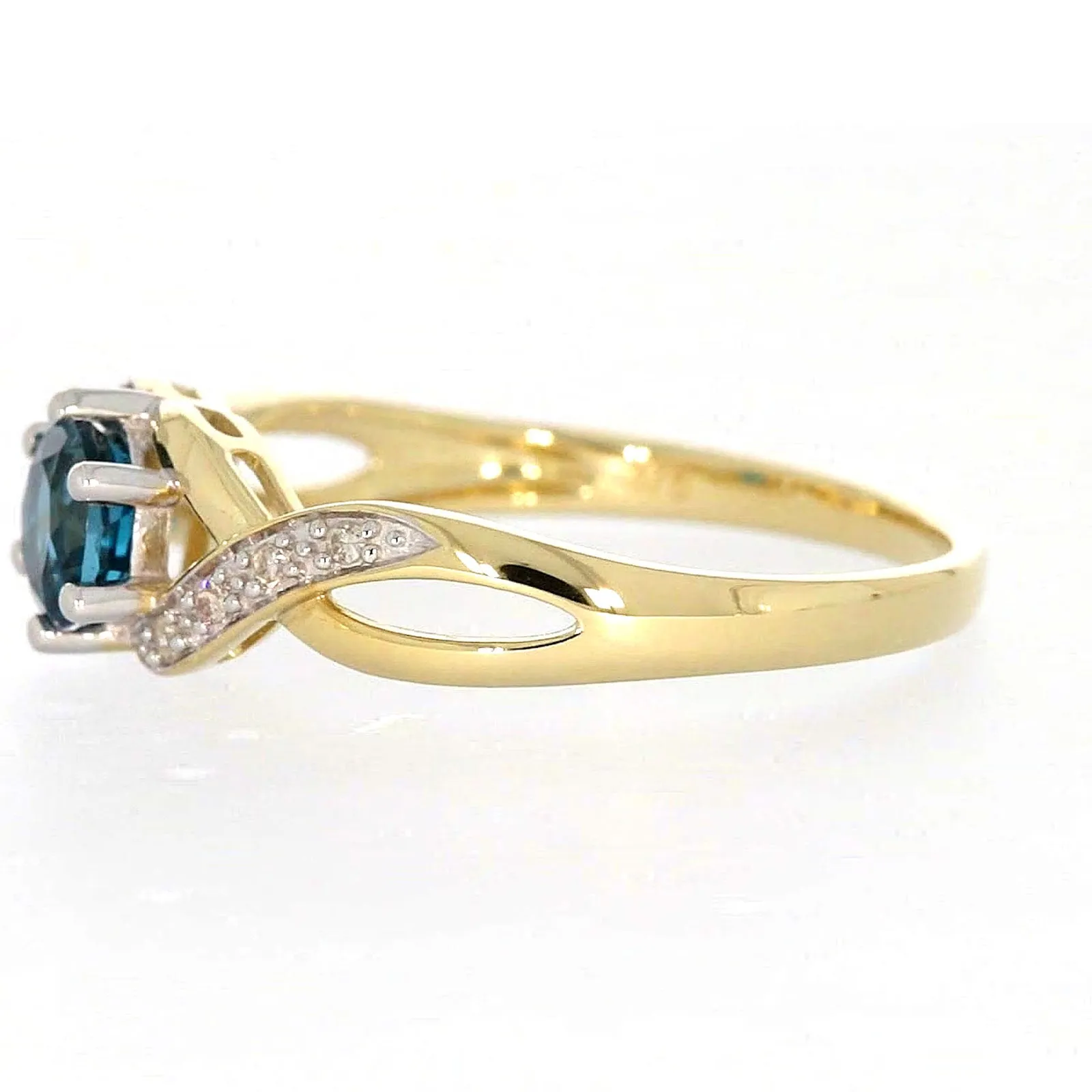 9ct Yellow Gold Round Brilliant Cut Blue Topaz Diamond Set Ring