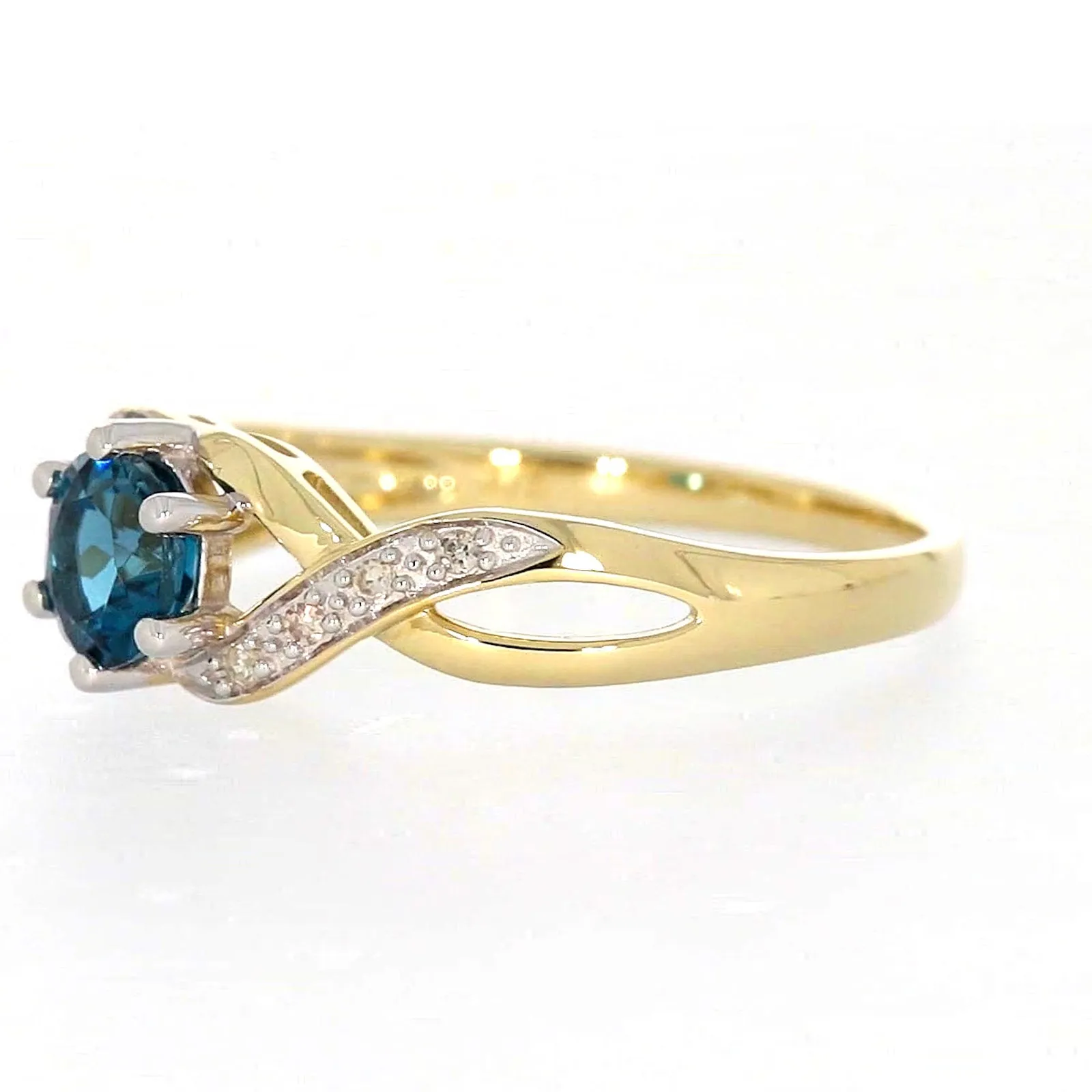 9ct Yellow Gold Round Brilliant Cut Blue Topaz Diamond Set Ring