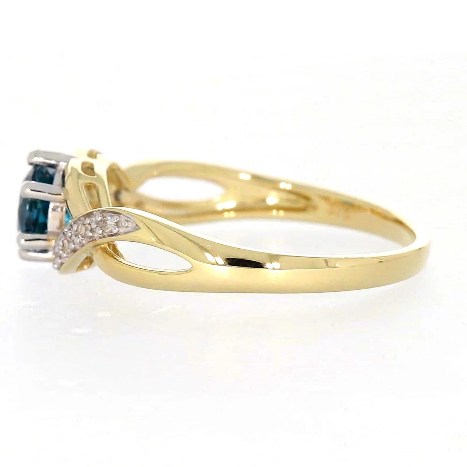 9ct Yellow Gold Round Brilliant Cut Blue Topaz Diamond Set Ring