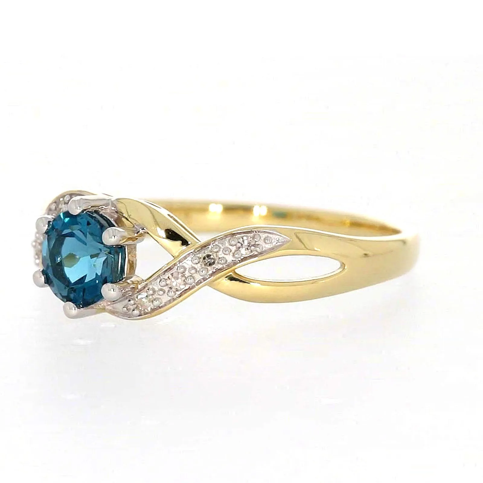 9ct Yellow Gold Round Brilliant Cut Blue Topaz Diamond Set Ring