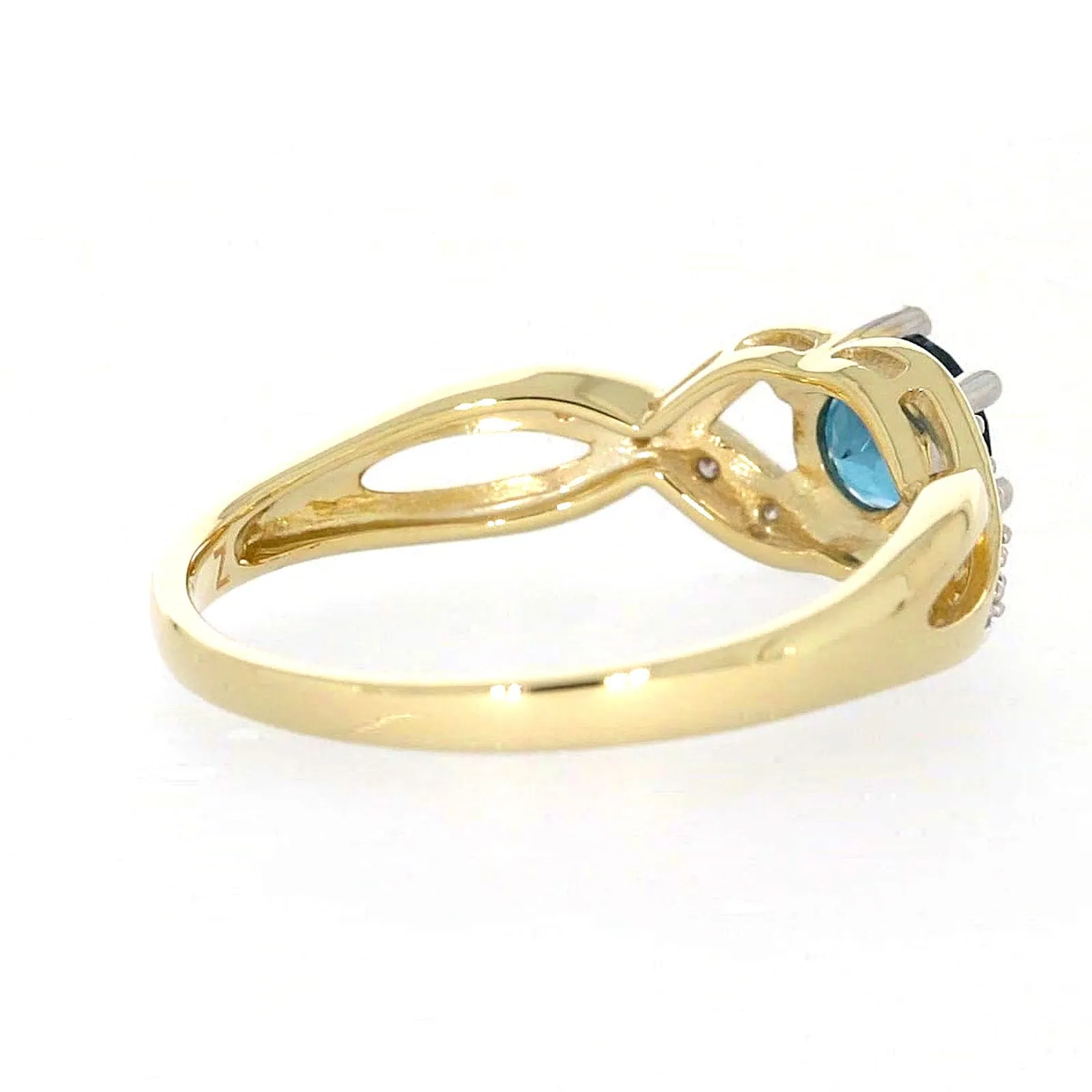 9ct Yellow Gold Round Brilliant Cut Blue Topaz Diamond Set Ring