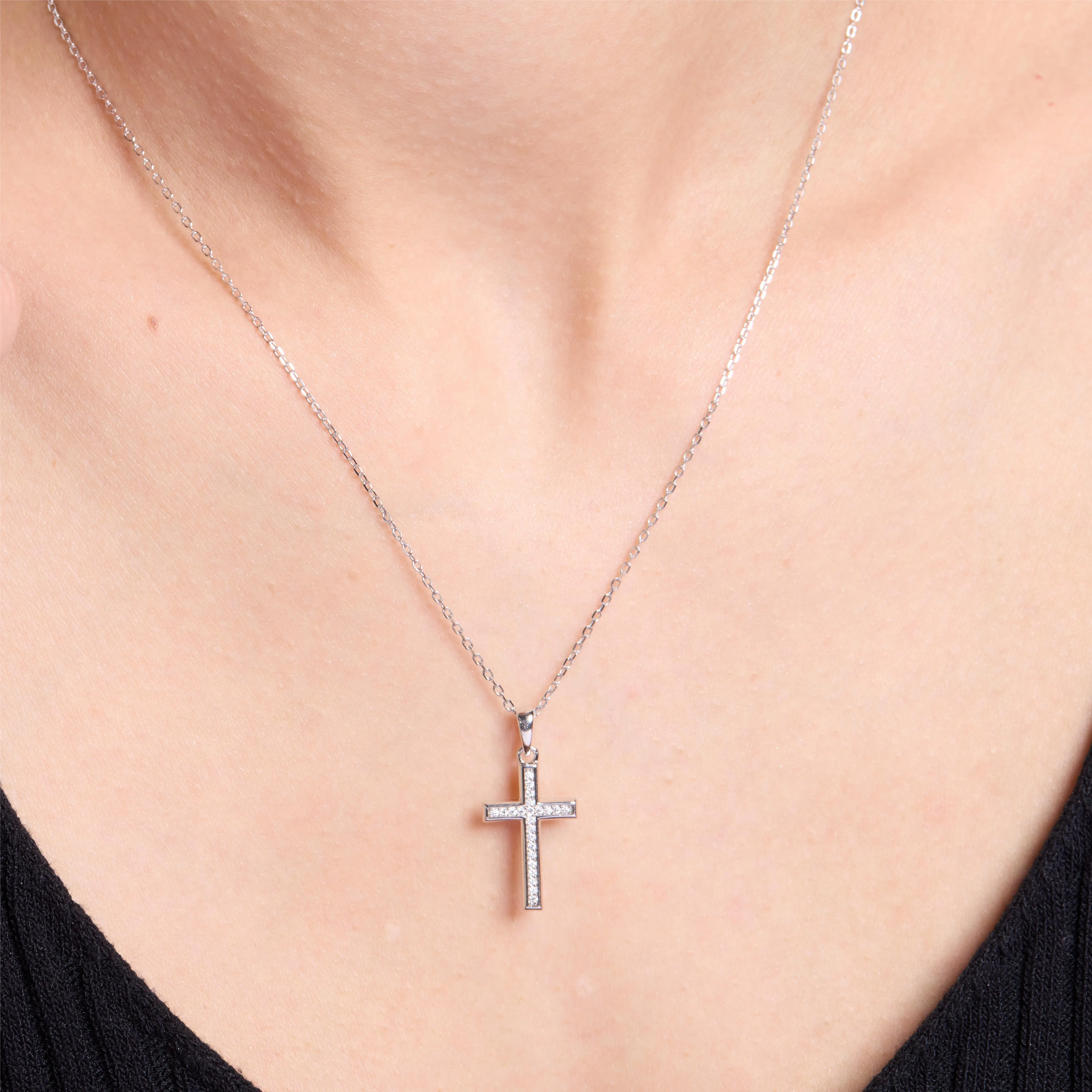 Classic Cross Pendant Necklace