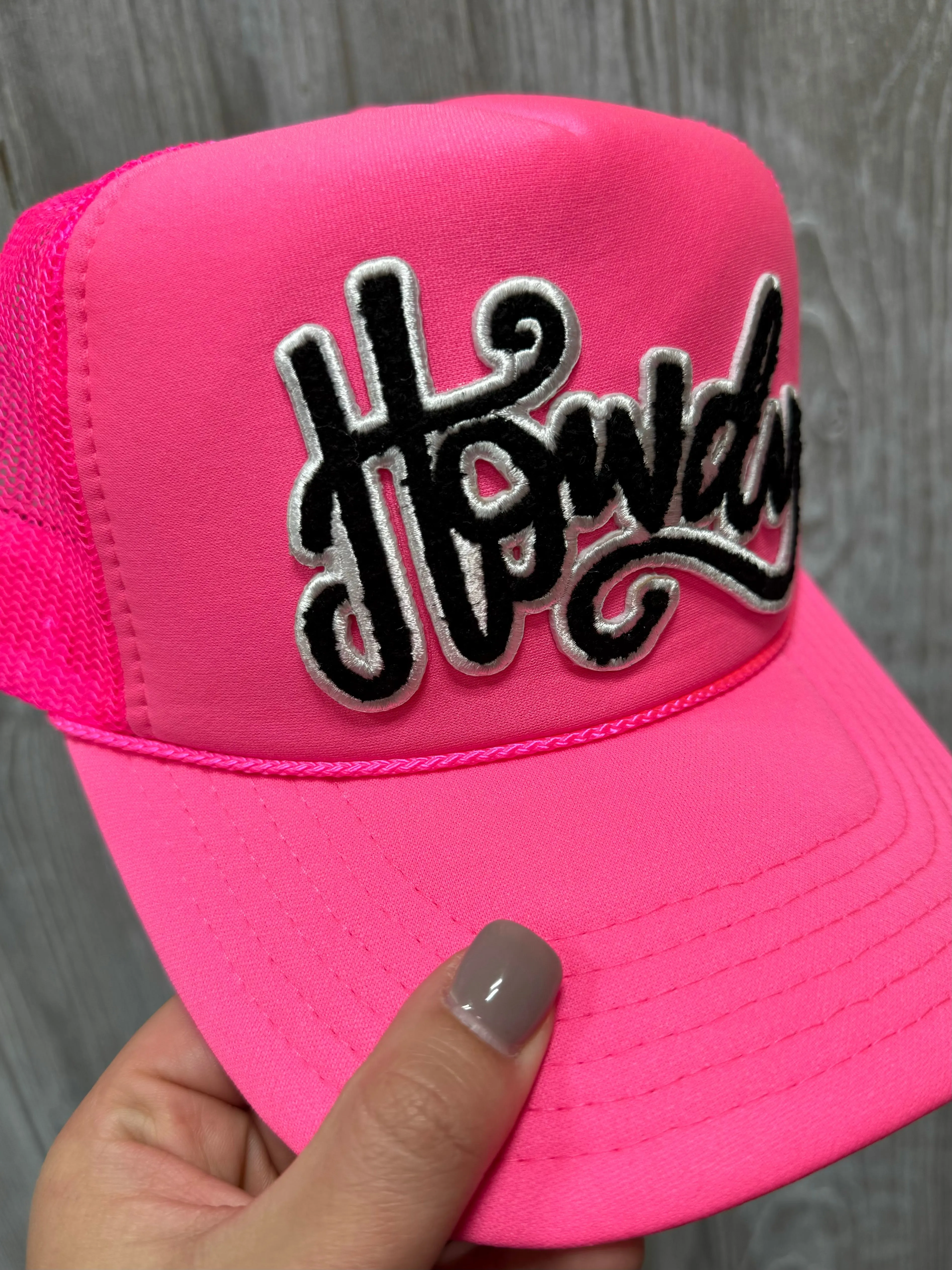 (COLLECTIVE) Howdy Chenille Foam Trucker Cap