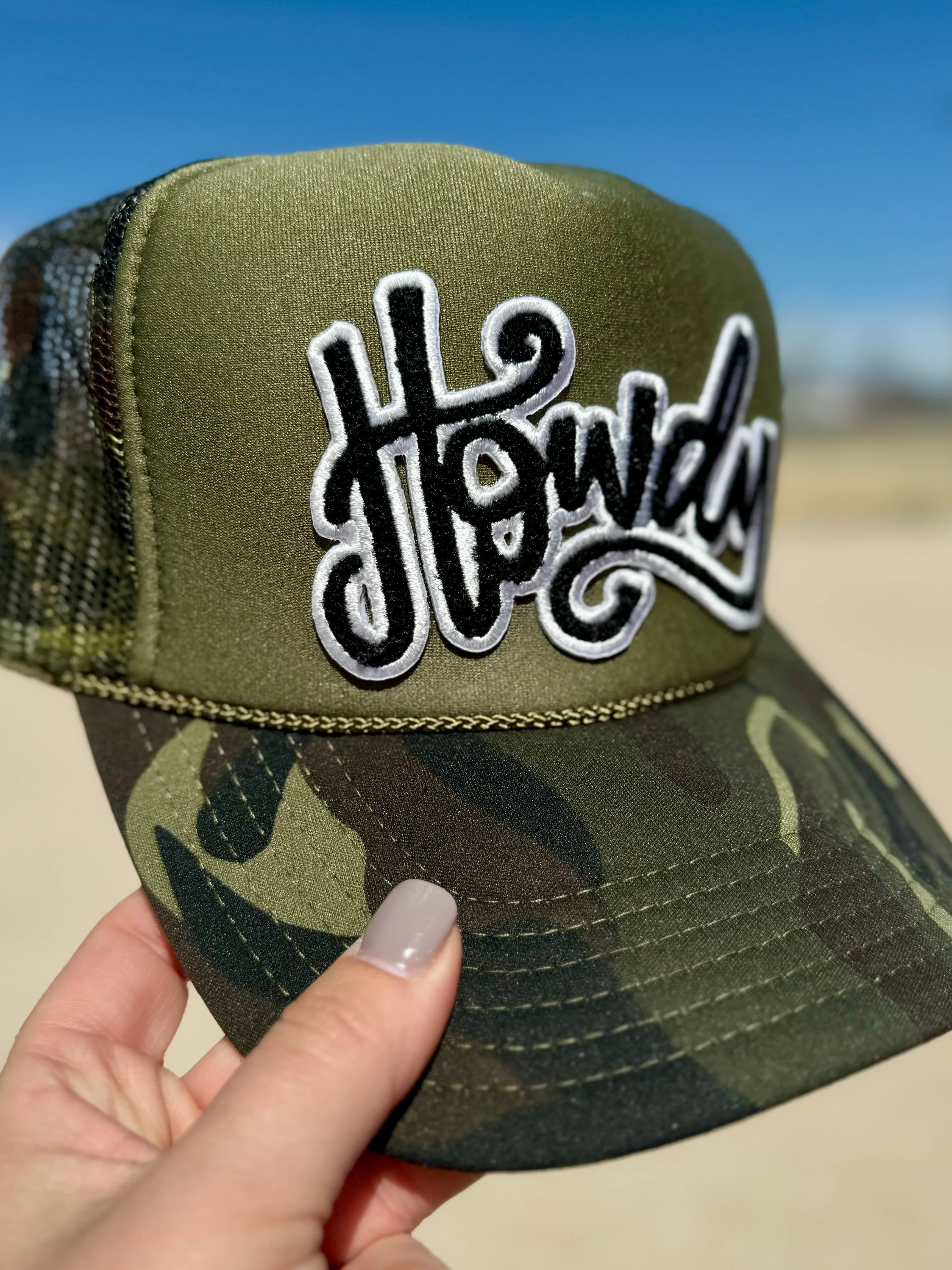 (COLLECTIVE) Howdy Chenille Foam Trucker Cap