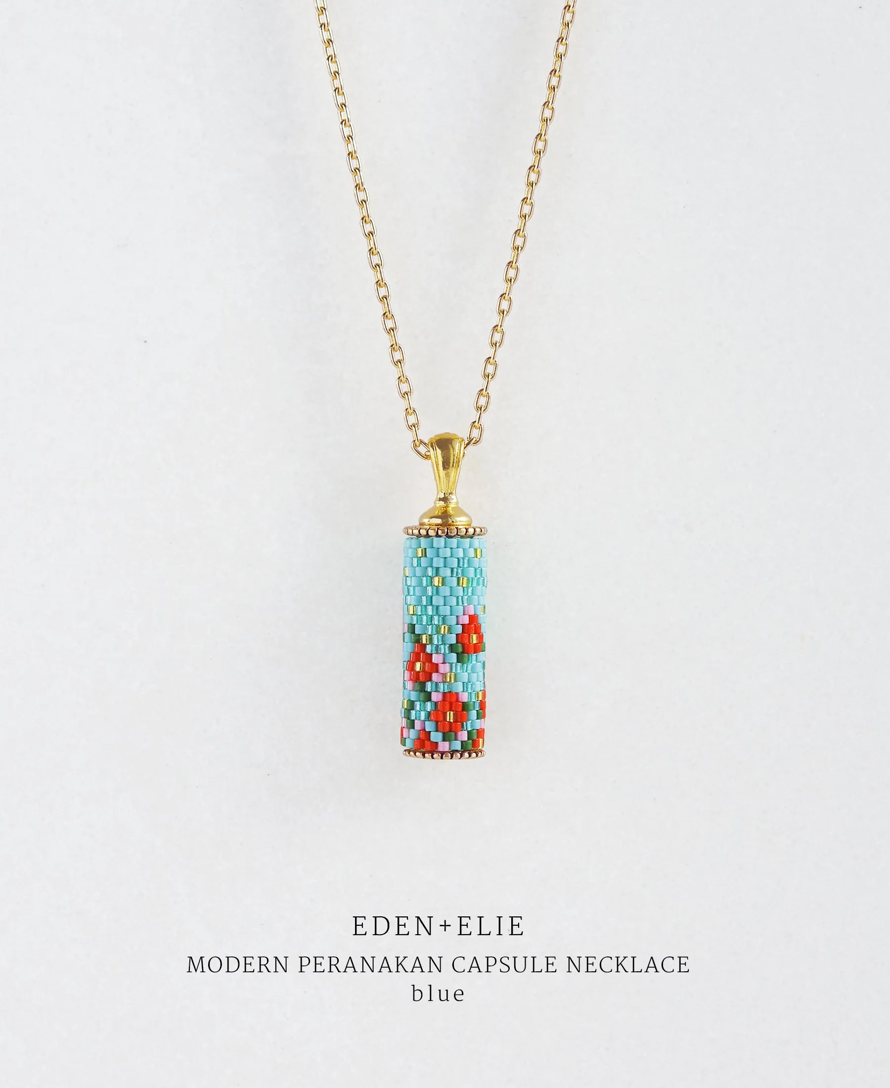 EDEN   ELIE Modern Peranakan capsule pendant necklace - blue