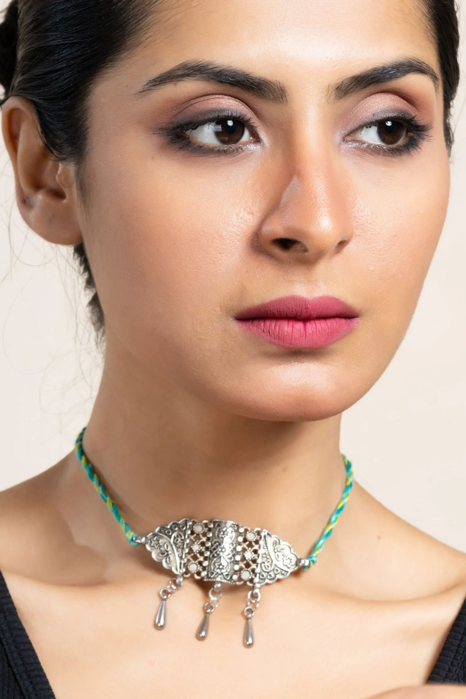 Handcrafted Green Turquoise Thread with German Silver Choker Necklace Jewelry for Women