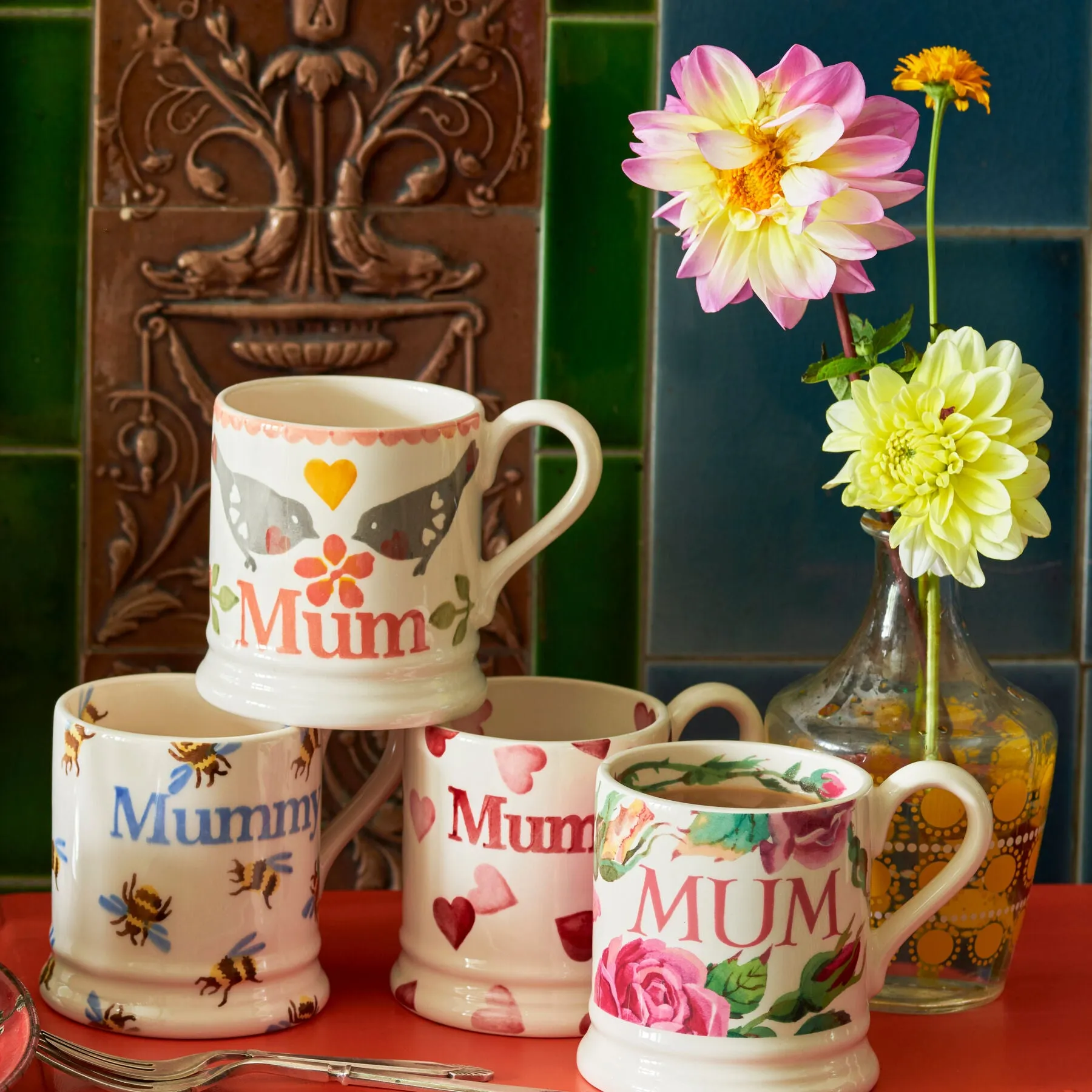 Lovebirds Coral Mum 1/2 Pint Mug