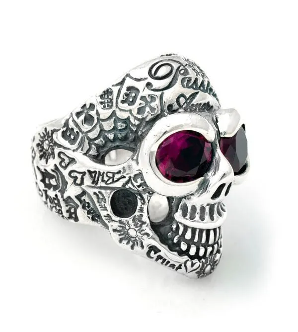 Medium Graffiti Master Skull Ring w/Stones