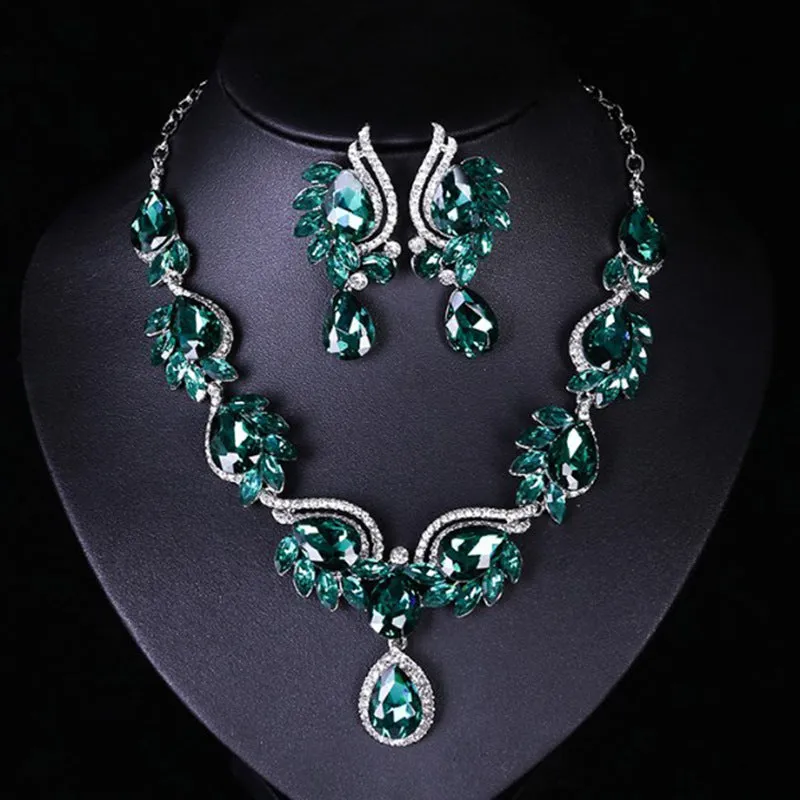 New Style Gemstone Necklace earrings set fashionable bridal banquet dress