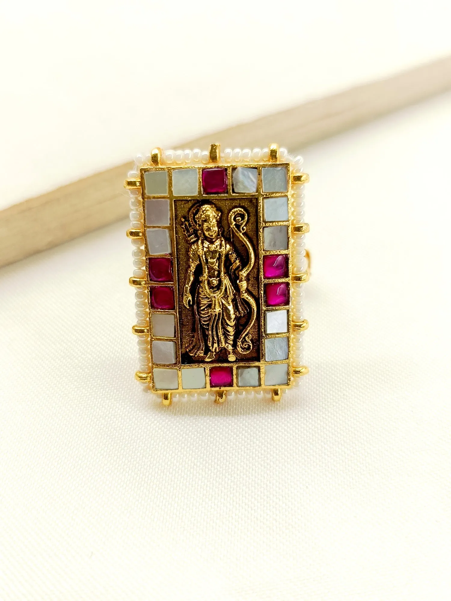 Ruth Shree Ram Majenta Kundan Finger Ring