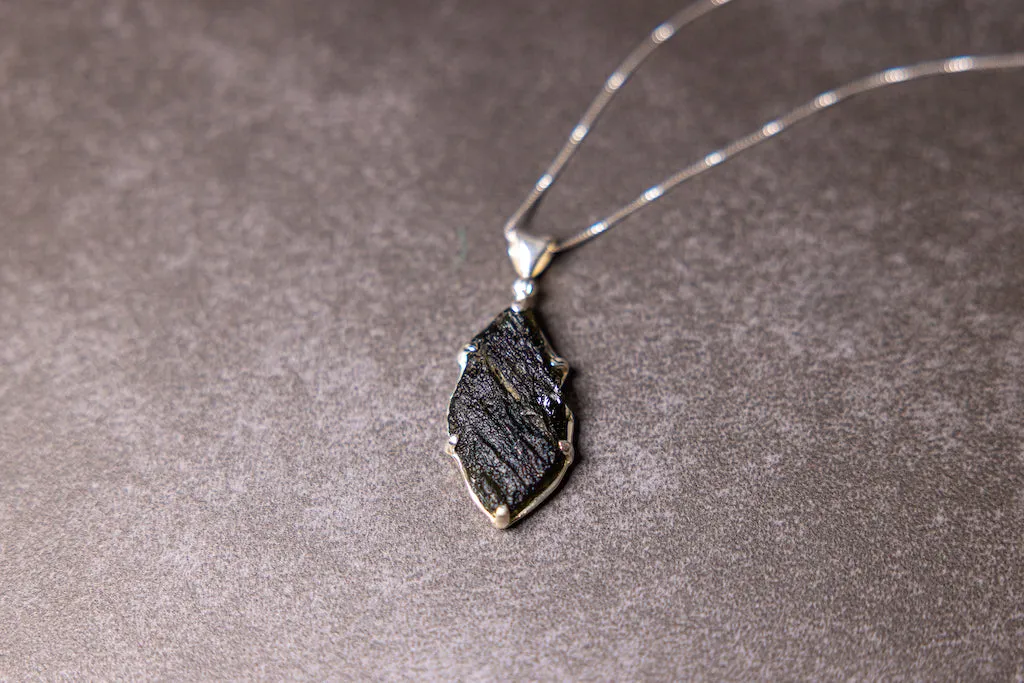 Sterling Silver Adjustable Oversized Leaf-Shaped Moldavite Necklace