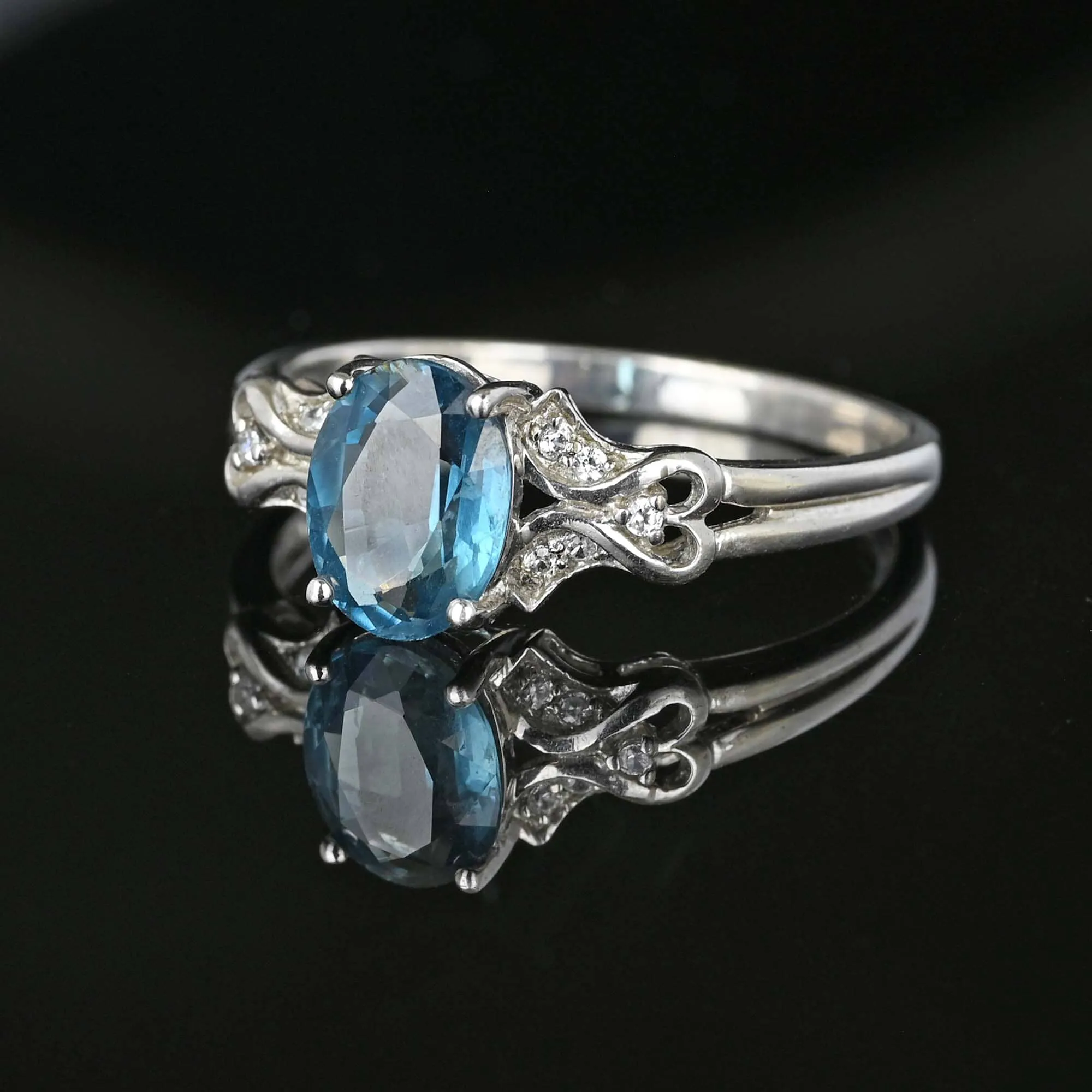 Vintage White & Blue Topaz Solitaire Ring in Silver